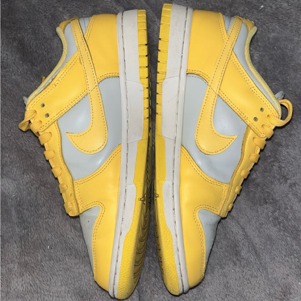 Nike dunk low “citron pulse” size7.5m